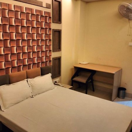 Hotel Shri Gourav Bikaner Exteriör bild