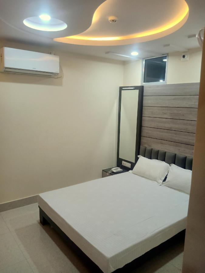 Hotel Shri Gourav Bikaner Exteriör bild
