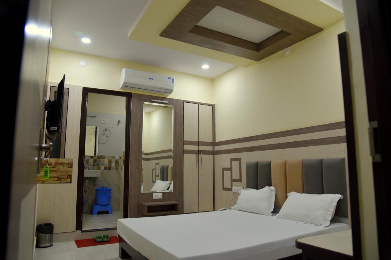 Hotel Shri Gourav Bikaner Exteriör bild