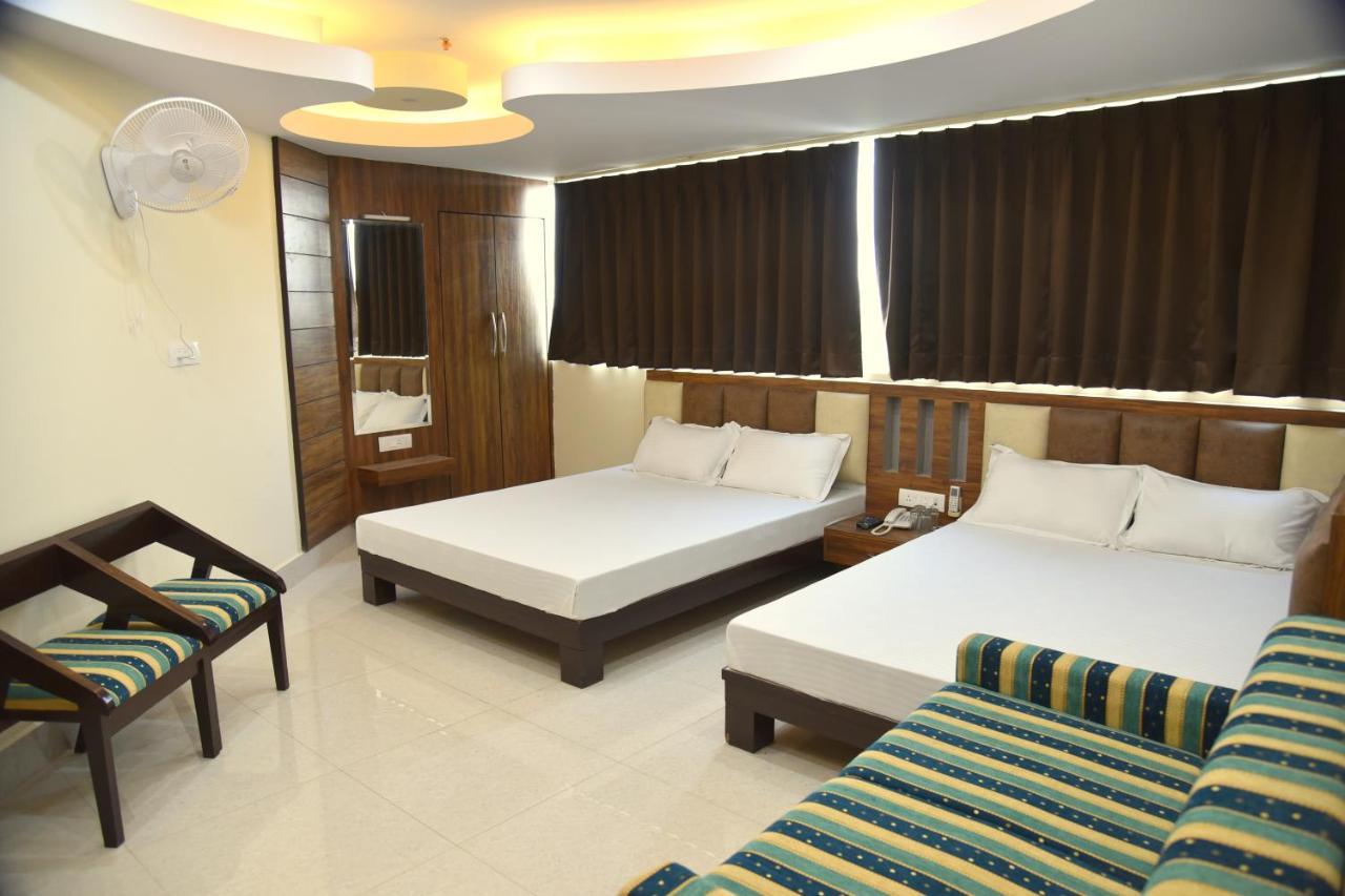 Hotel Shri Gourav Bikaner Exteriör bild