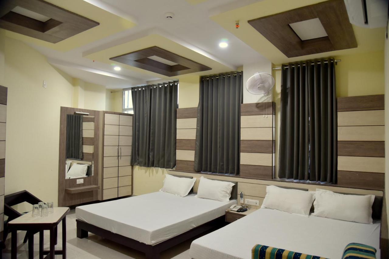 Hotel Shri Gourav Bikaner Exteriör bild