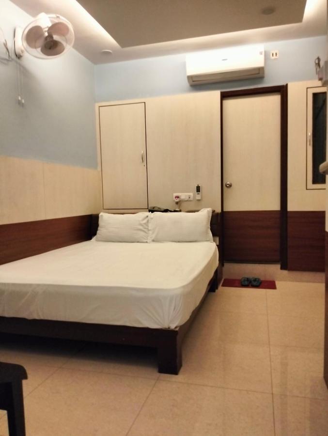Hotel Shri Gourav Bikaner Exteriör bild