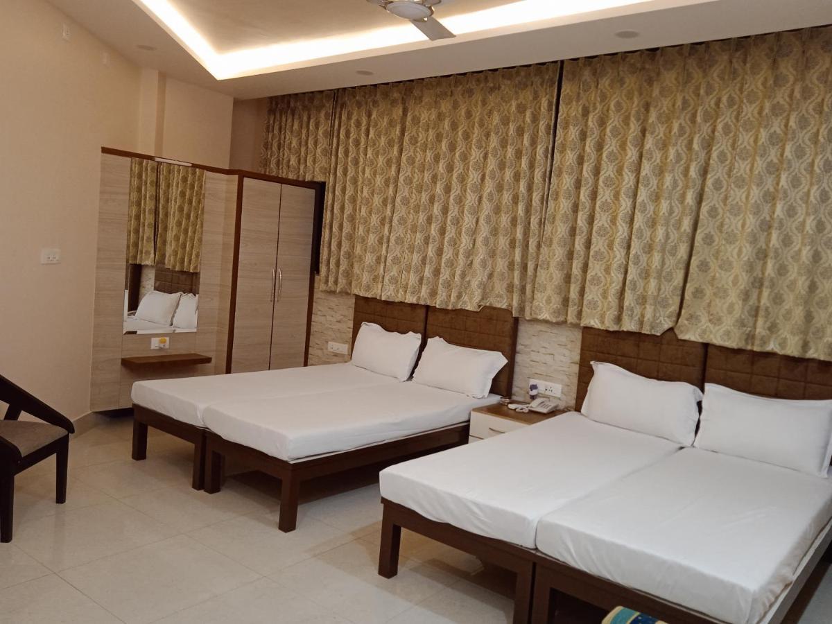 Hotel Shri Gourav Bikaner Exteriör bild